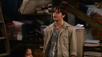 That_90S_Show_S01E01_That_90S_Pilot_720p_10Bit_English_Esubs_MoviesMod_Net_0112.jpg