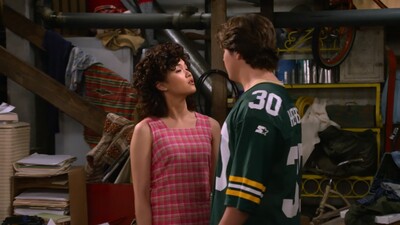 That_90S_Show_S01E01_That_90S_Pilot_720p_10Bit_English_Esubs_MoviesMod_Net_0120.jpg