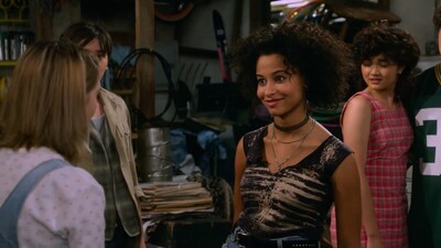 That_90S_Show_S01E01_That_90S_Pilot_720p_10Bit_English_Esubs_MoviesMod_Net_0124.jpg