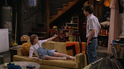 That_90S_Show_S01E01_That_90S_Pilot_720p_10Bit_English_Esubs_MoviesMod_Net_0168.jpg