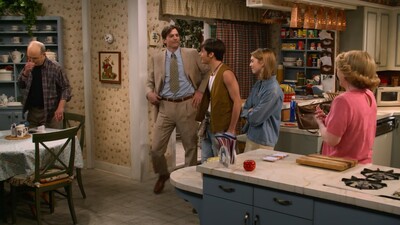 That_90S_Show_S01E01_That_90S_Pilot_720p_10Bit_English_Esubs_MoviesMod_Net_0210.jpg