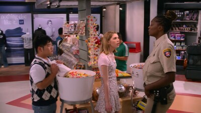 That_90S_Show_S01E03_Lip_Smackers_720p_10Bit_English_Esubs_MoviesMod_Net_0137.jpg