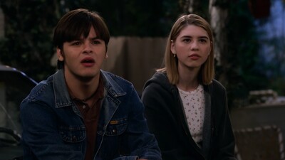 That_90S_Show_S01E03_Lip_Smackers_720p_10Bit_English_Esubs_MoviesMod_Net_0177.jpg