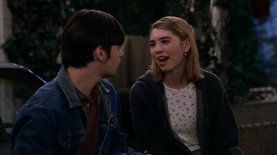 That_90S_Show_S01E03_Lip_Smackers_720p_10Bit_English_Esubs_MoviesMod_Net_0186.jpg