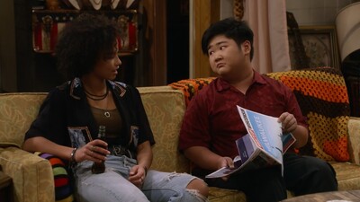 That_90S_Show_S01E04_Rave_720p_10Bit_English_Esubs_MoviesMod_Net_0018.jpg