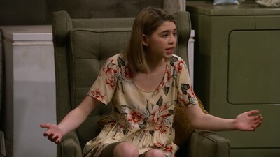 That_90S_Show_S01E04_Rave_720p_10Bit_English_Esubs_MoviesMod_Net_0058.jpg