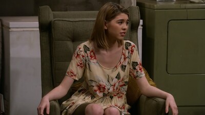 That_90S_Show_S01E04_Rave_720p_10Bit_English_Esubs_MoviesMod_Net_0066.jpg