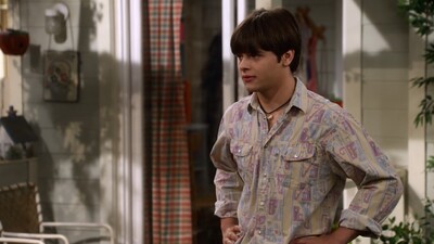 That_90S_Show_S01E04_Rave_720p_10Bit_English_Esubs_MoviesMod_Net_0072.jpg