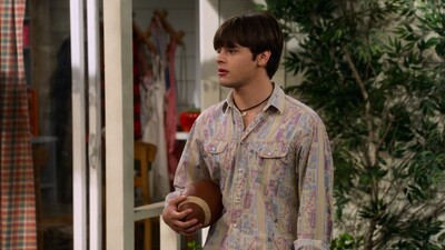 That_90S_Show_S01E04_Rave_720p_10Bit_English_Esubs_MoviesMod_Net_0131.jpg