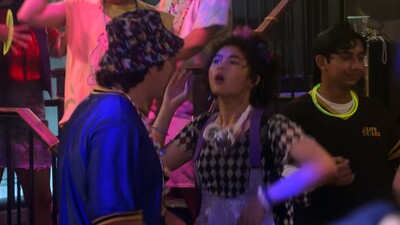 That_90S_Show_S01E04_Rave_720p_10Bit_English_Esubs_MoviesMod_Net_0302.jpg