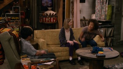 That_90S_Show_S01E09_Dirty_Double_Booker_720p_10Bit_English_Esubs_MoviesMod_Net_0034.jpg