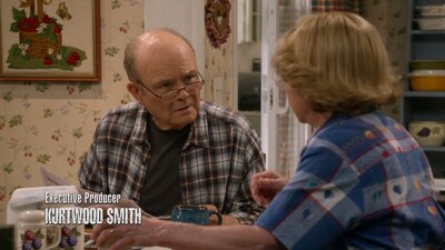 That_90S_Show_S01E09_Dirty_Double_Booker_720p_10Bit_English_Esubs_MoviesMod_Net_0049.jpg