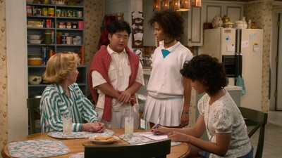 That_90S_Show_S01E09_Dirty_Double_Booker_720p_10Bit_English_Esubs_MoviesMod_Net_0100.jpg