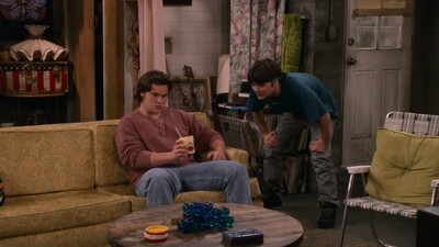 That_90S_Show_S01E09_Dirty_Double_Booker_720p_10Bit_English_Esubs_MoviesMod_Net_0179.jpg